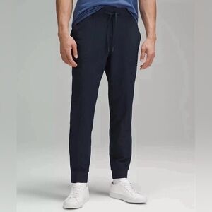 Lululemon ABC Jogger 32”Inseam Men M True Navy Stretch Activewear Sweat Wicking